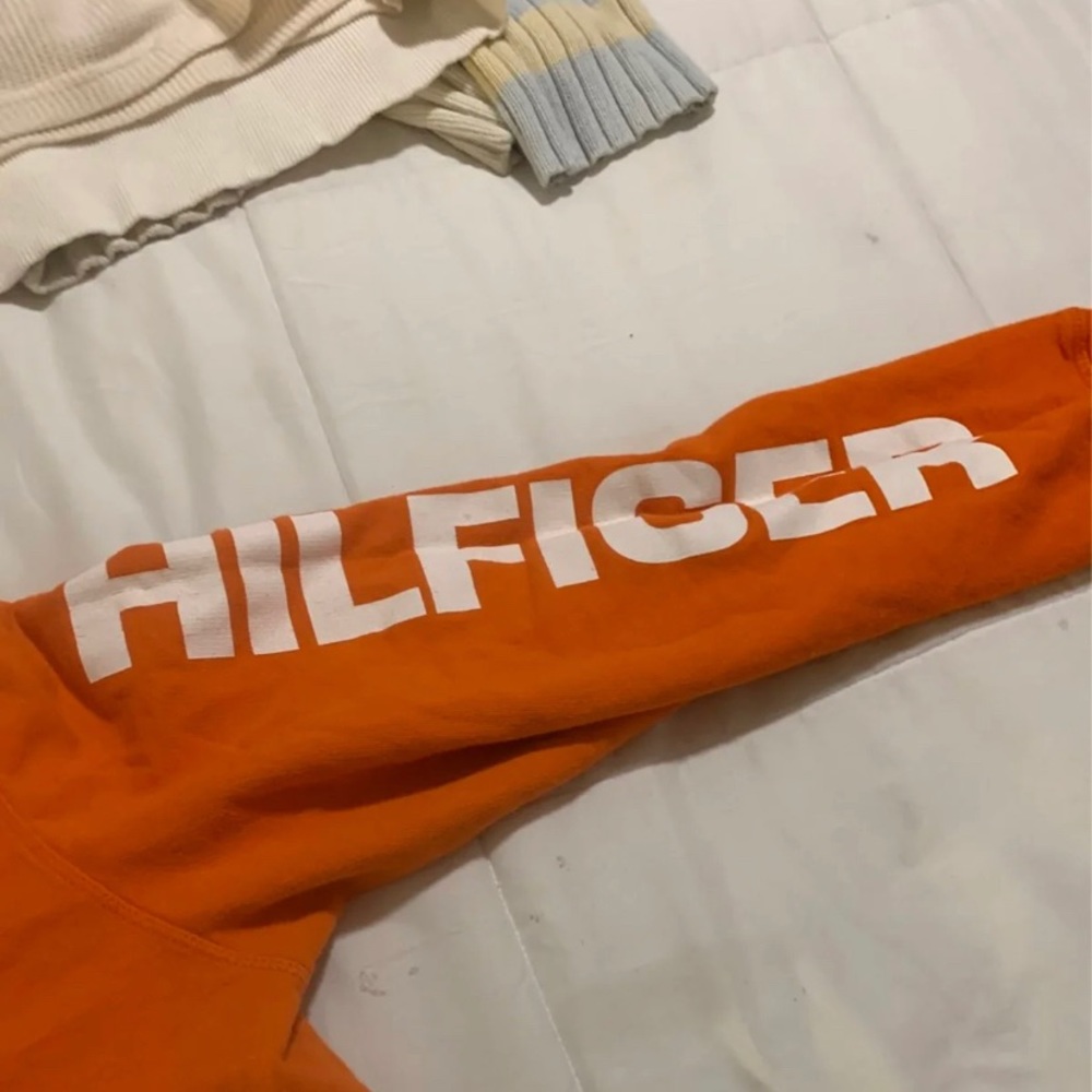 Tommy Hilfiger sweater